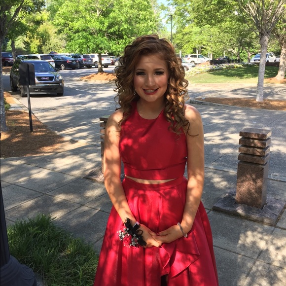 Sherry Hill Prom dress - Picture 8 of 8